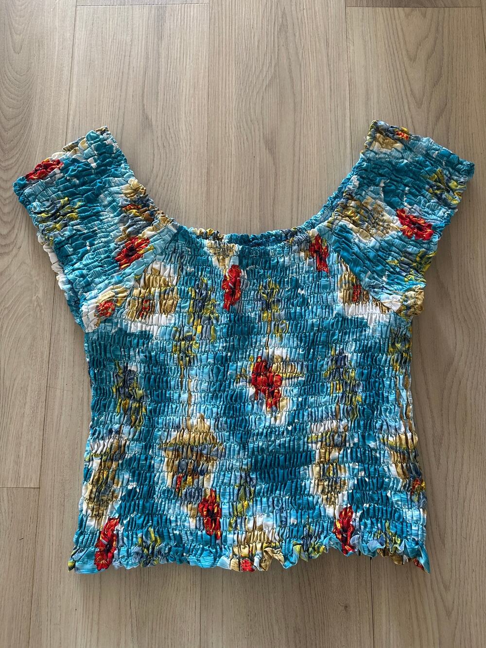 Vintage 90s Popcorn Top Blue Floral Impressionist Smocked Crinkle Stretch Shirt
